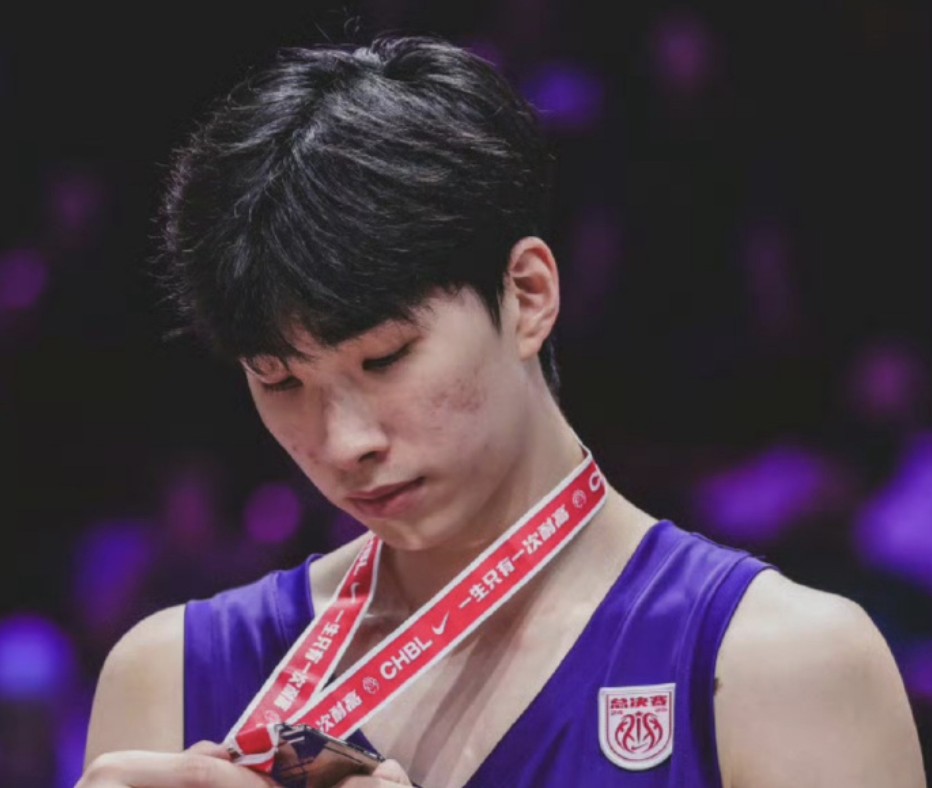 青岛男篮主 青岛男篮主