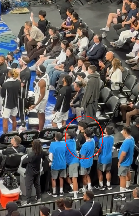 球迷主帅败 球迷主帅败